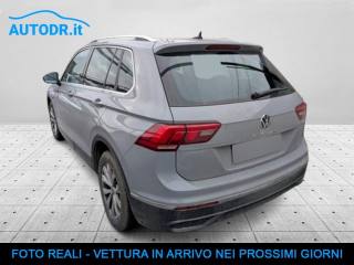 VOLKSWAGEN Tiguan usata, con Airbag laterali