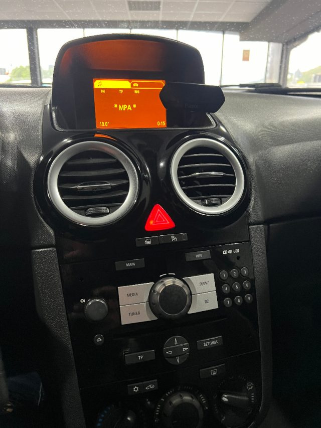 OPEL Corsa usata, con Chiusura centralizzata