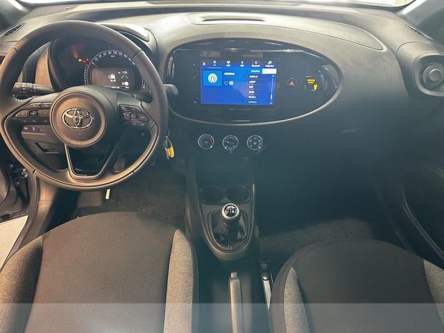 TOYOTA Aygo X usata 6