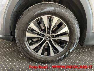 MERCEDES-BENZ GLB 180 usata, con Volante multifunzione