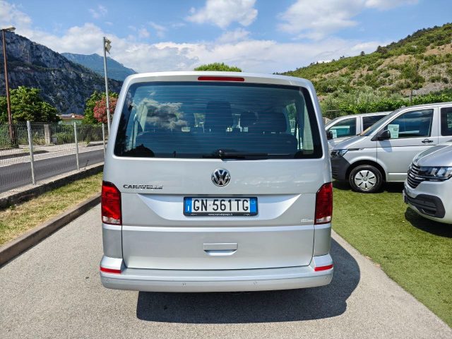 VOLKSWAGEN Caravelle usata, con Autoradio
