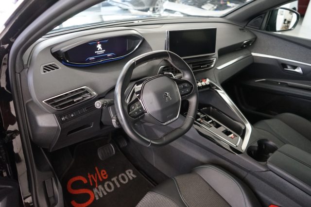 PEUGEOT 3008 usata, con Boardcomputer