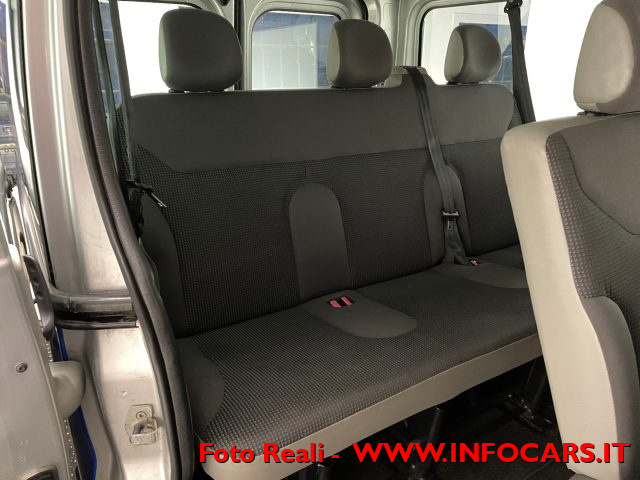 OPEL Vivaro usata 15