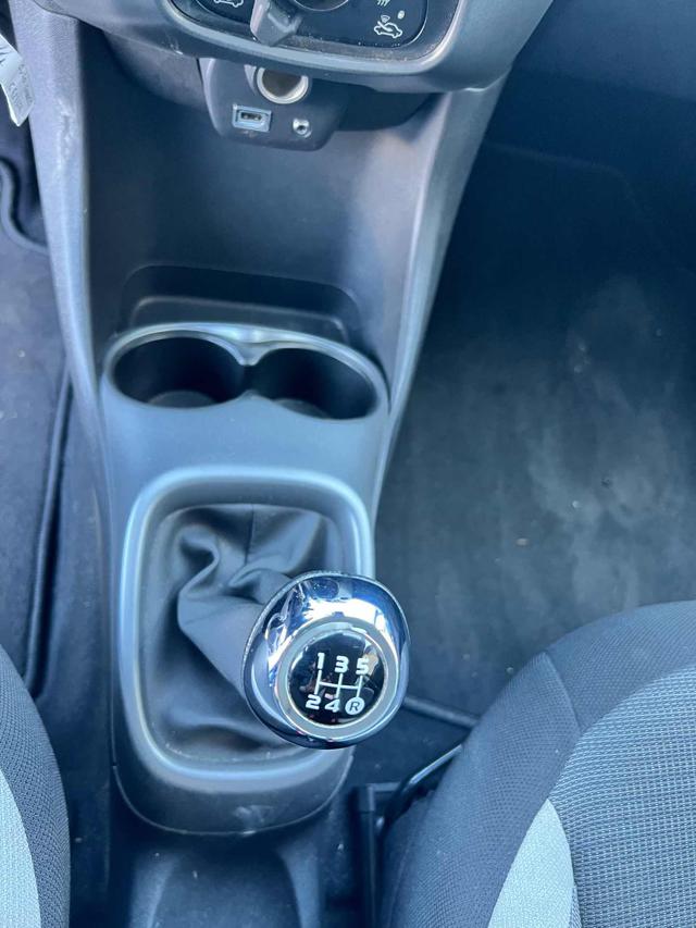TOYOTA Aygo usata, con Airbag testa