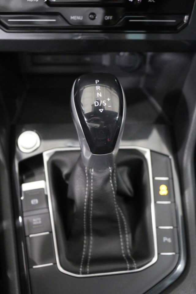 VOLKSWAGEN Tiguan usata, con Fari LED