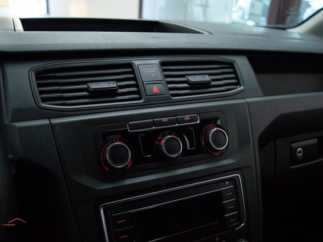 VOLKSWAGEN Caddy usata 26
