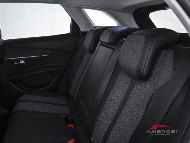PEUGEOT 3008 usata 9