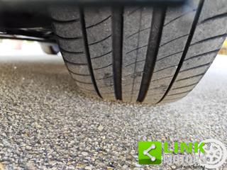 TOYOTA C-HR usata, con Climatizzatore