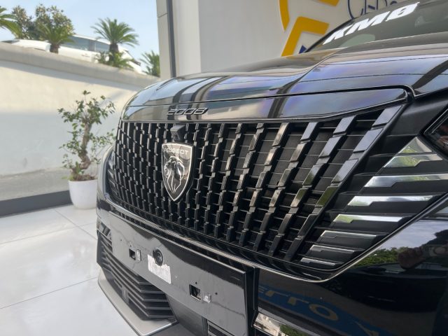 PEUGEOT 2008 usata, con Alzacristalli elettrici