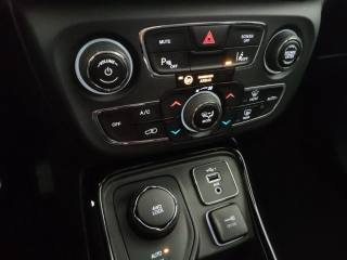 JEEP Compass usata, con Servosterzo