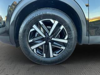 PEUGEOT 2008 usata, con Airbag testa