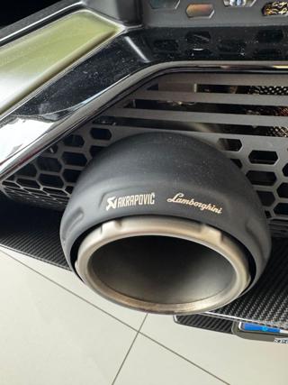 LAMBORGHINI Huracan usata 26
