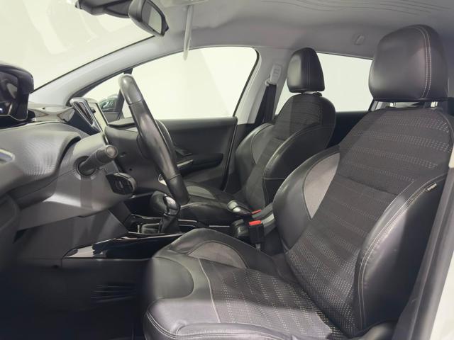 PEUGEOT 2008 usata, con Cruise Control