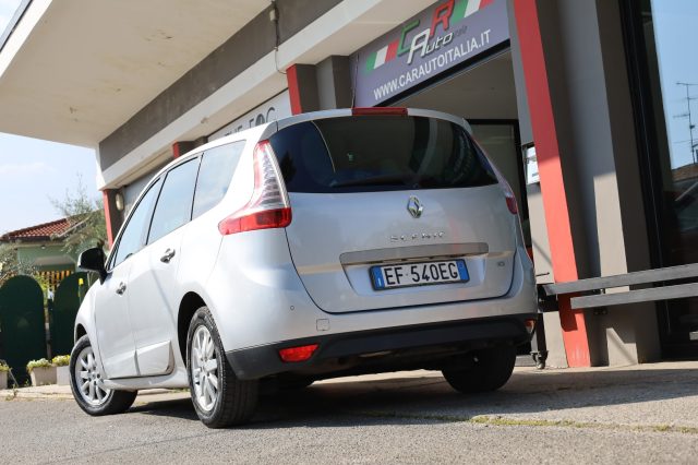 RENAULT Scenic usata 65