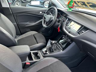OPEL Grandland X usata, con Specchietti laterali elettrici