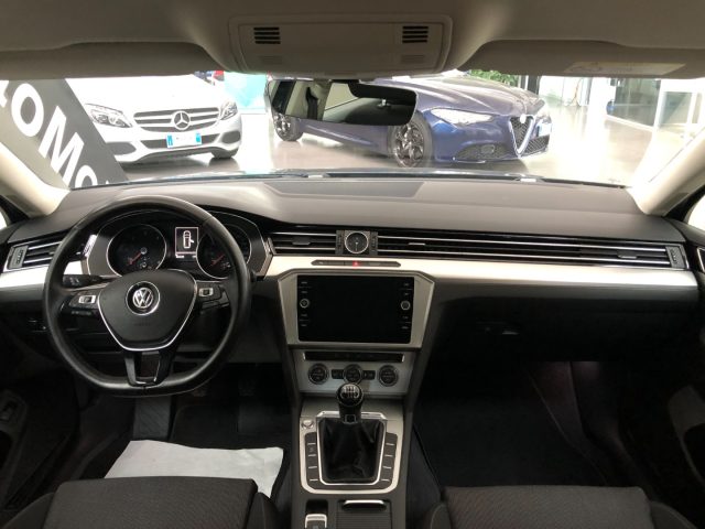 VOLKSWAGEN Passat Variant usata, con Chiusura centralizzata