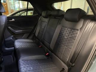 VOLKSWAGEN T-Roc usata, con Autoradio digitale