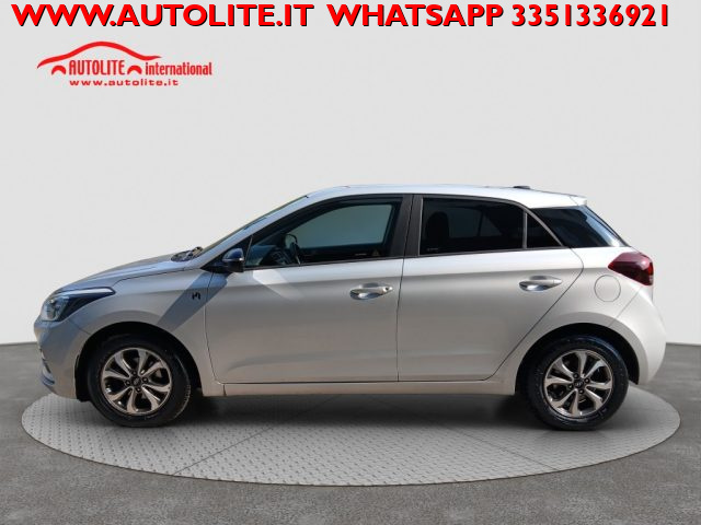 HYUNDAI i20 usata, con Airbag