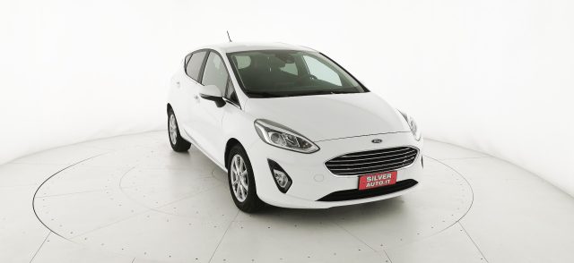 FORD Fiesta usata, con Specchietti laterali elettrici
