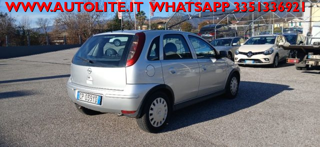 OPEL Corsa usata, con Autoradio