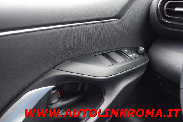 TOYOTA Yaris usata, con Specchietti laterali elettrici