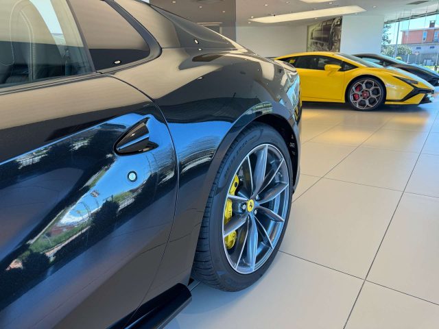 FERRARI 812 usata, con Regolazione elettrica sedili