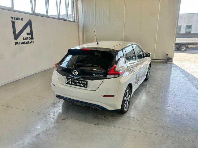 NISSAN Leaf usata, con Boardcomputer