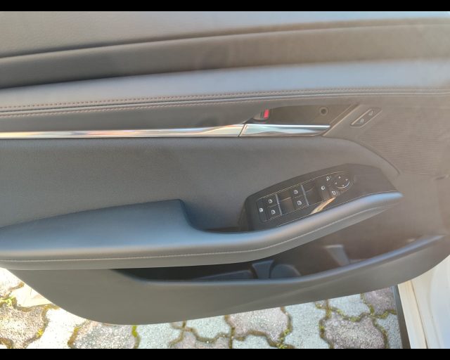 MAZDA 3 usata, con Frenata d