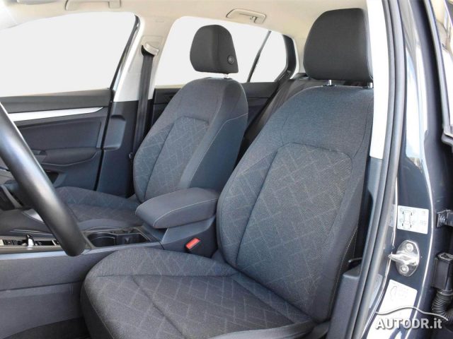 VOLKSWAGEN Golf usata, con Autoradio