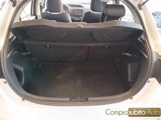 TOYOTA Yaris usata, con Telecamera per parcheggio assistito