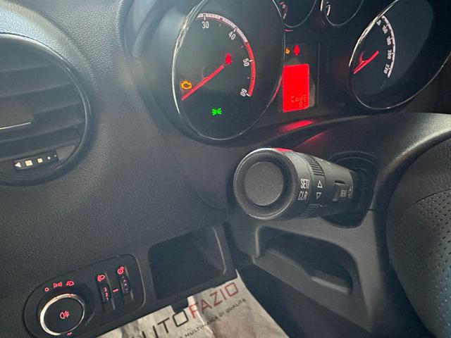 OPEL Meriva usata, con Servosterzo