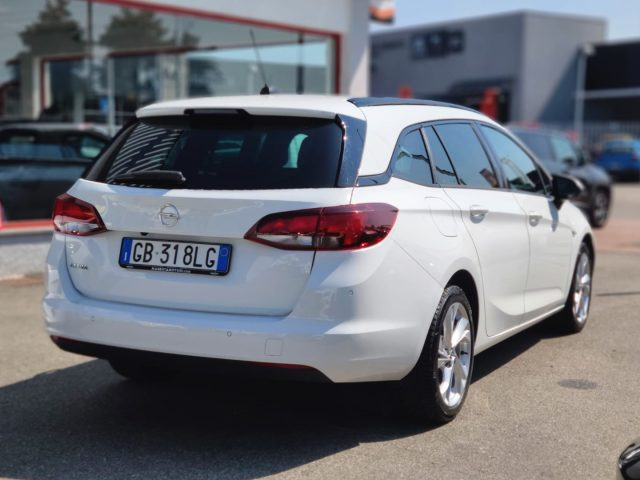 OPEL Astra usata, con Autoradio
