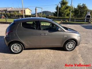 LANCIA Ypsilon usata, con Autoradio