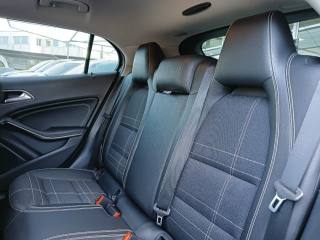 MERCEDES-BENZ GLA 200 usata, con Climatizzatore
