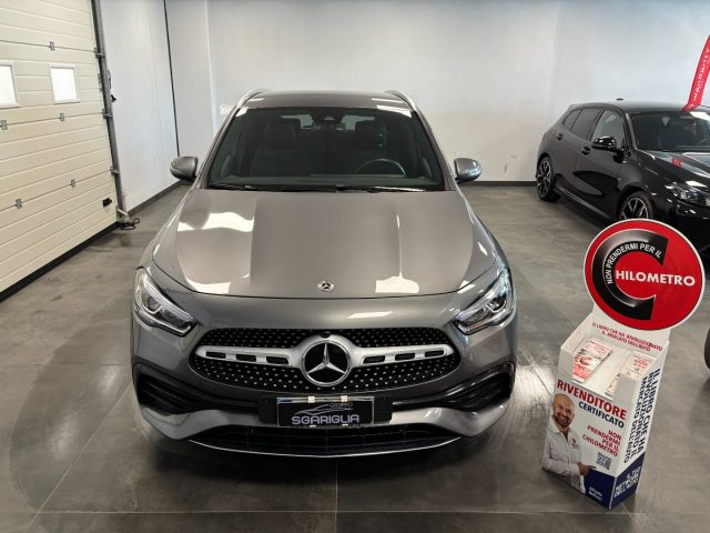 MERCEDES-BENZ GLA 180 usata, con Specchietti laterali elettrici