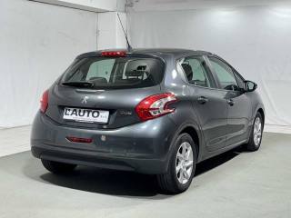 PEUGEOT 208 usata, con Autoradio