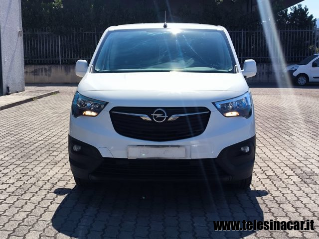OPEL Combo usata, con Climatizzatore