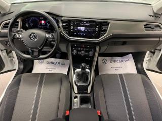 VOLKSWAGEN T-Roc usata, con USB