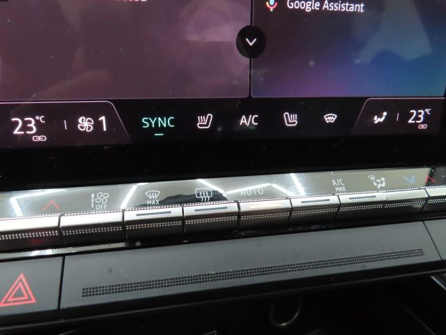 RENAULT Austral usata, con Controllo automatico clima