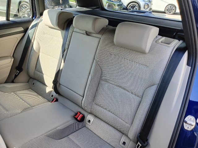 VOLKSWAGEN Golf Variant usata, con Chiusura centralizzata