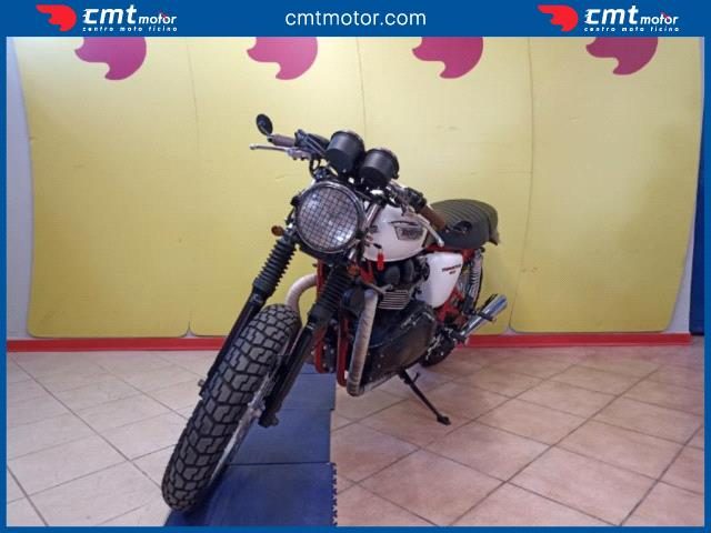 TRIUMPH Thruxton 900 usata 1