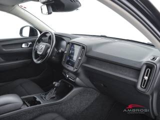 VOLVO XC40 usata 11