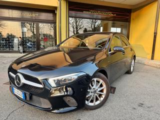 MERCEDES-BENZ A 250 e Automatic EQ-Power Sport