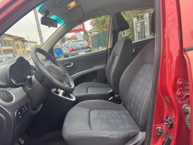 HYUNDAI i10 usata, con Chiusura centralizzata