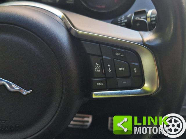 JAGUAR E-Pace usata, con Luci diurne LED