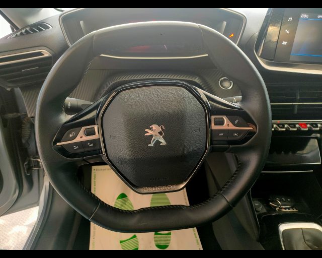 PEUGEOT 208 usata, con USB