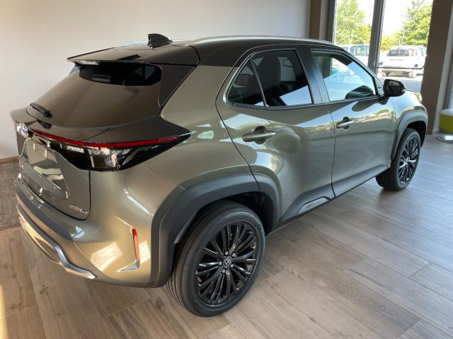TOYOTA Yaris Cross usata, con ESP