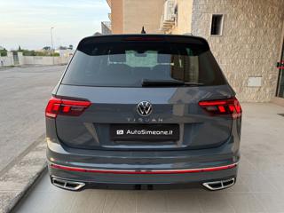 VOLKSWAGEN Tiguan usata, con Autoradio