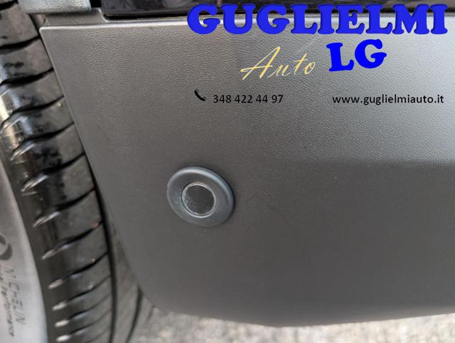 VOLKSWAGEN Tiguan usata, con Autoradio