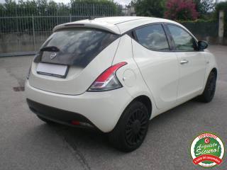 LANCIA Ypsilon usata, con ESP